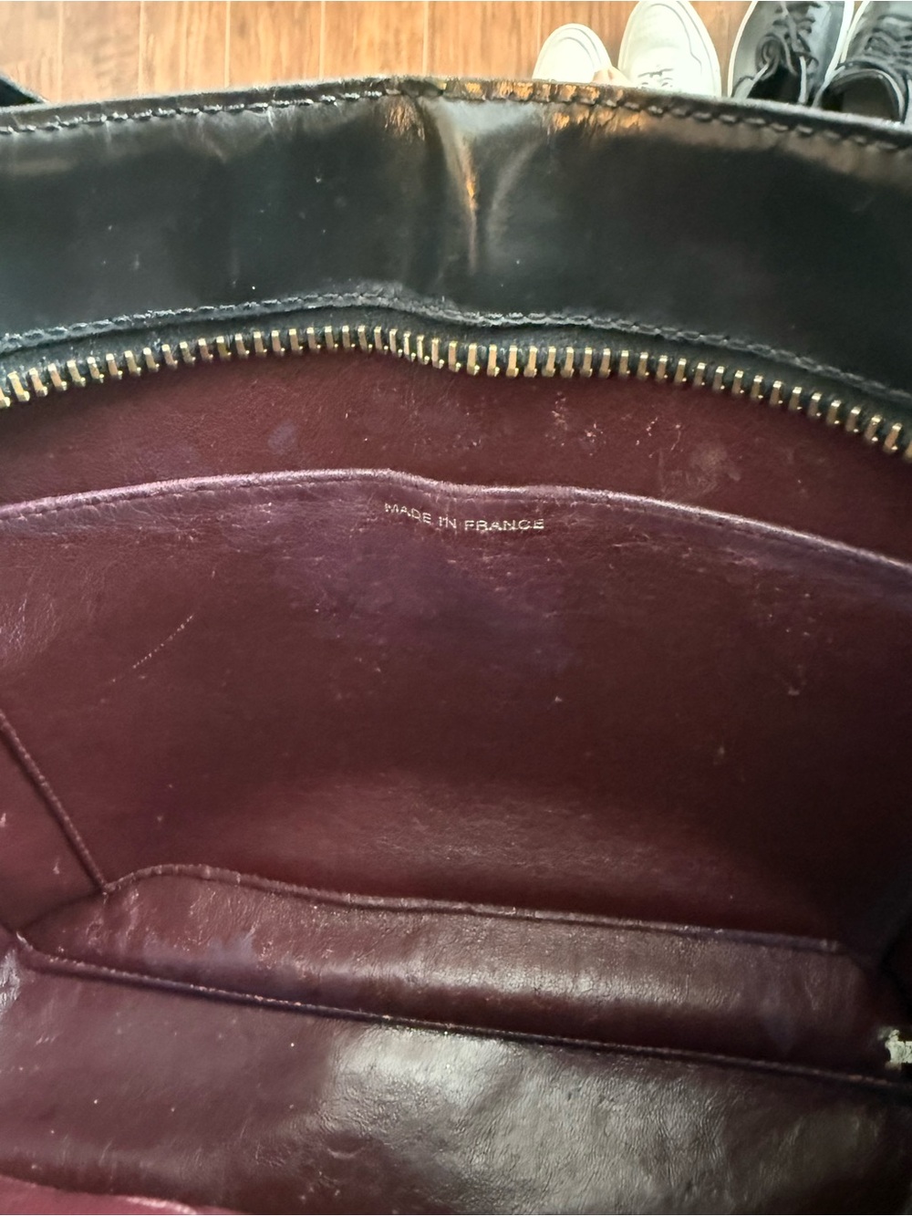 CHANEL Black Patent Leather Embossed Logo Tote Rare Double Sided - Picture 9 of 10